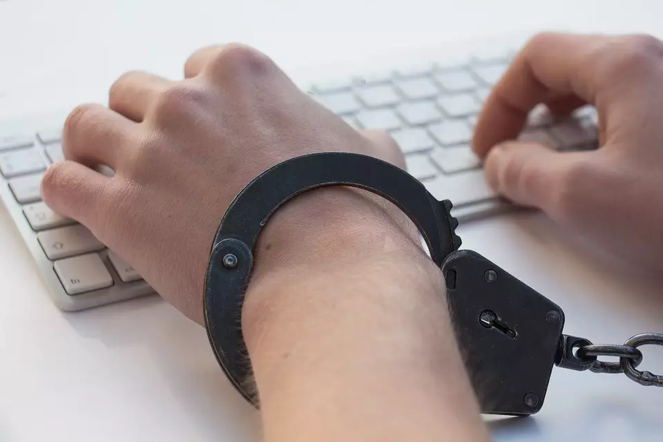 Are you HANDCUFFED by Role TITLES – And Staff EGOS???